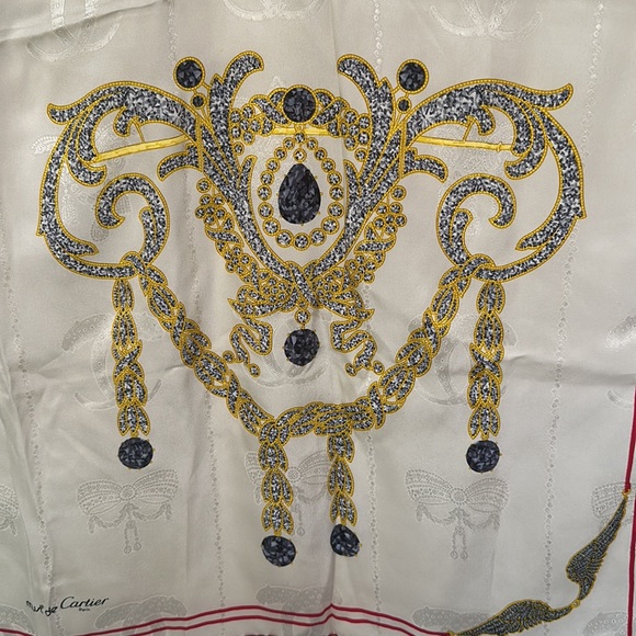 Cartier Scarf - Picture 4 of 5